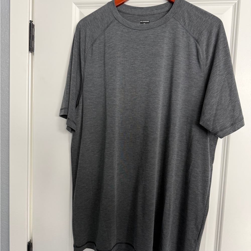 Banana Republic Short Sleeve Athletic Tee, Gray, XL
